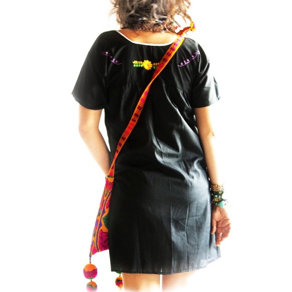Mexican Dress Boho Tunic Black Mini Embroidered - Picture 1 of 2